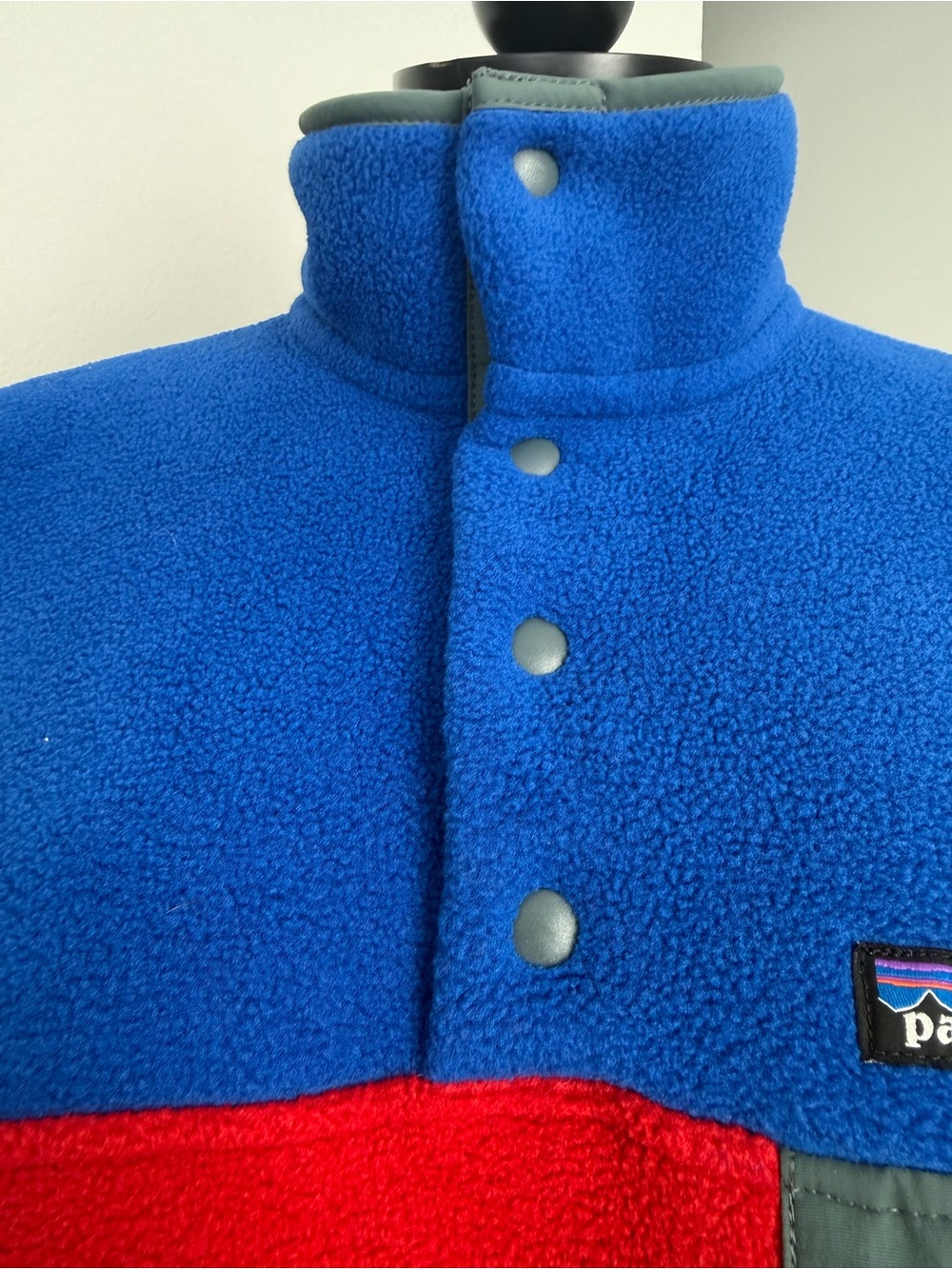 PATAGONIA Mens Women’s Medium Color Block SYNCHILLA Snap Fleece Pullover Sweater - Picture 3 of 8